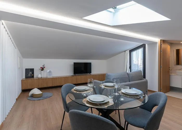 Direita House 131 Braga